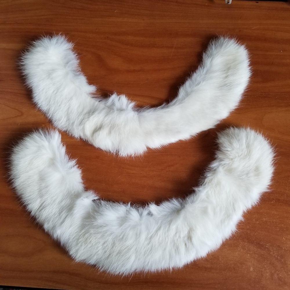 White fur collar pieces